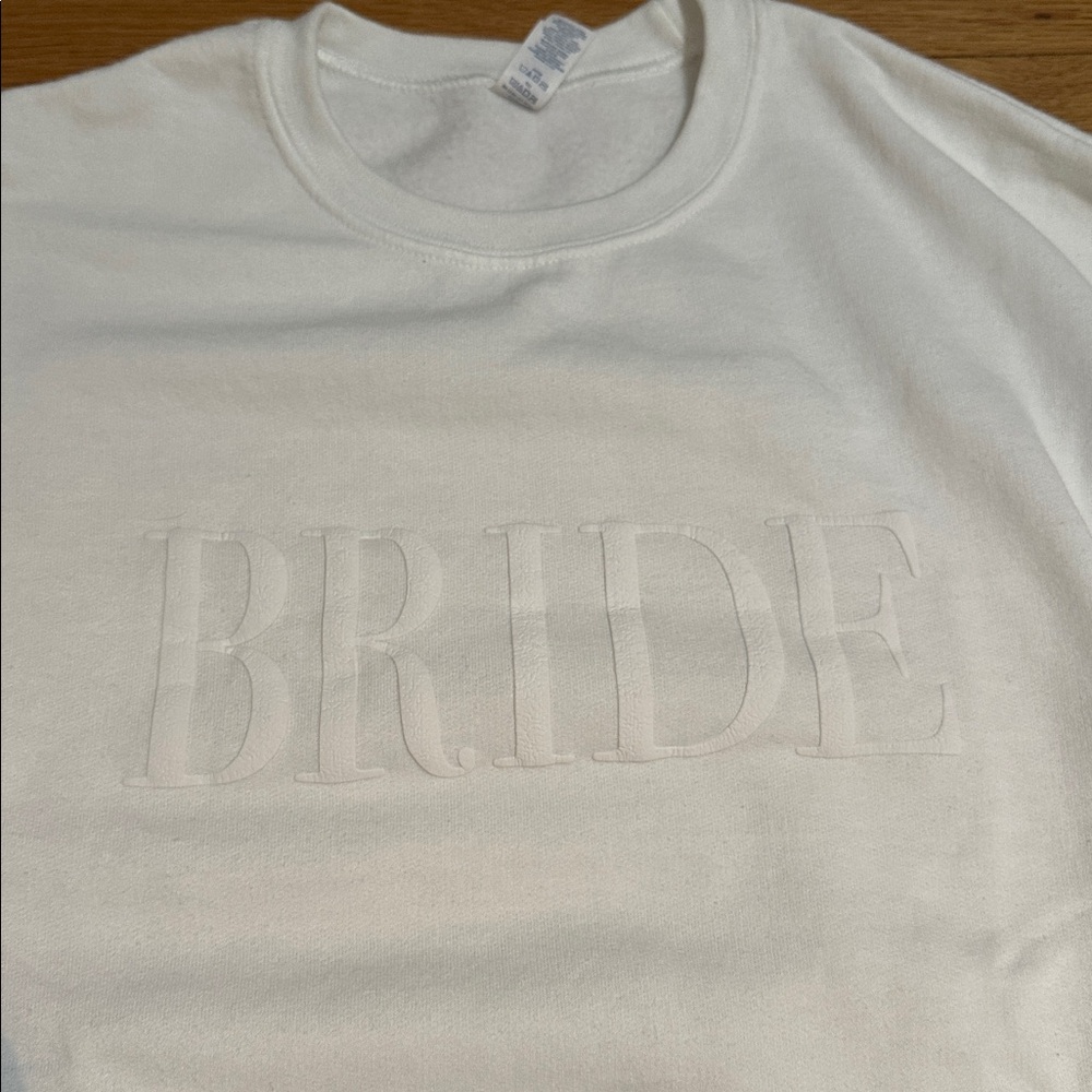 “BRIDE” White Crewneck Sweatshirt Size S - Picture 3 of 5